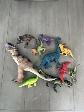 Assorted Set of 10 Large Dinosaur Figures